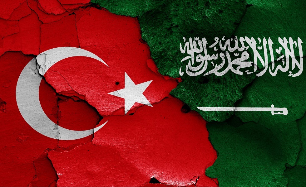زعيم حزب تركي حول إلغاء مباراة السوبر التركي في الرياض: 