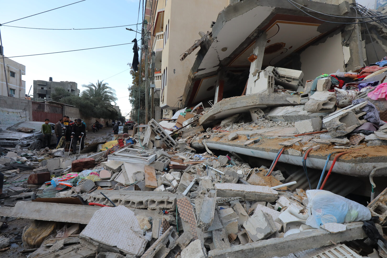 الصحة بغزة: مقتل 128 فلسطينيا خلال 24 ساعة والإجمالي يرتفع إلى 22313