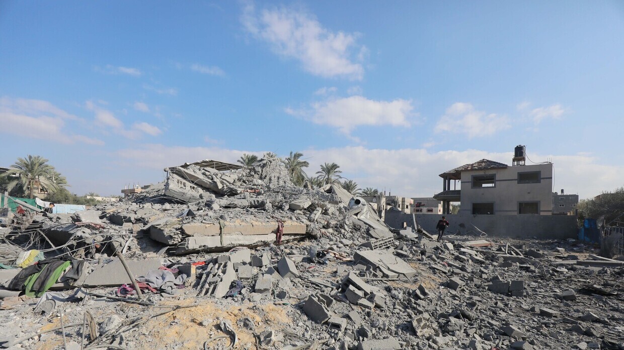 “القسام” تعلن تفجير عبوتين مضادتين للأفراد في مجموعة إسرائيلية “القسام” تعلن تفجير عبوتين مضادتين للأفراد في مجموعة إسرائيلية