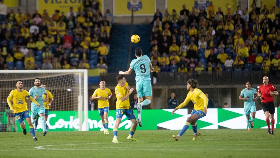 أعلى حضور جماهيري في العام 2023.. برشلونة الأول وفريق عربي الأخير