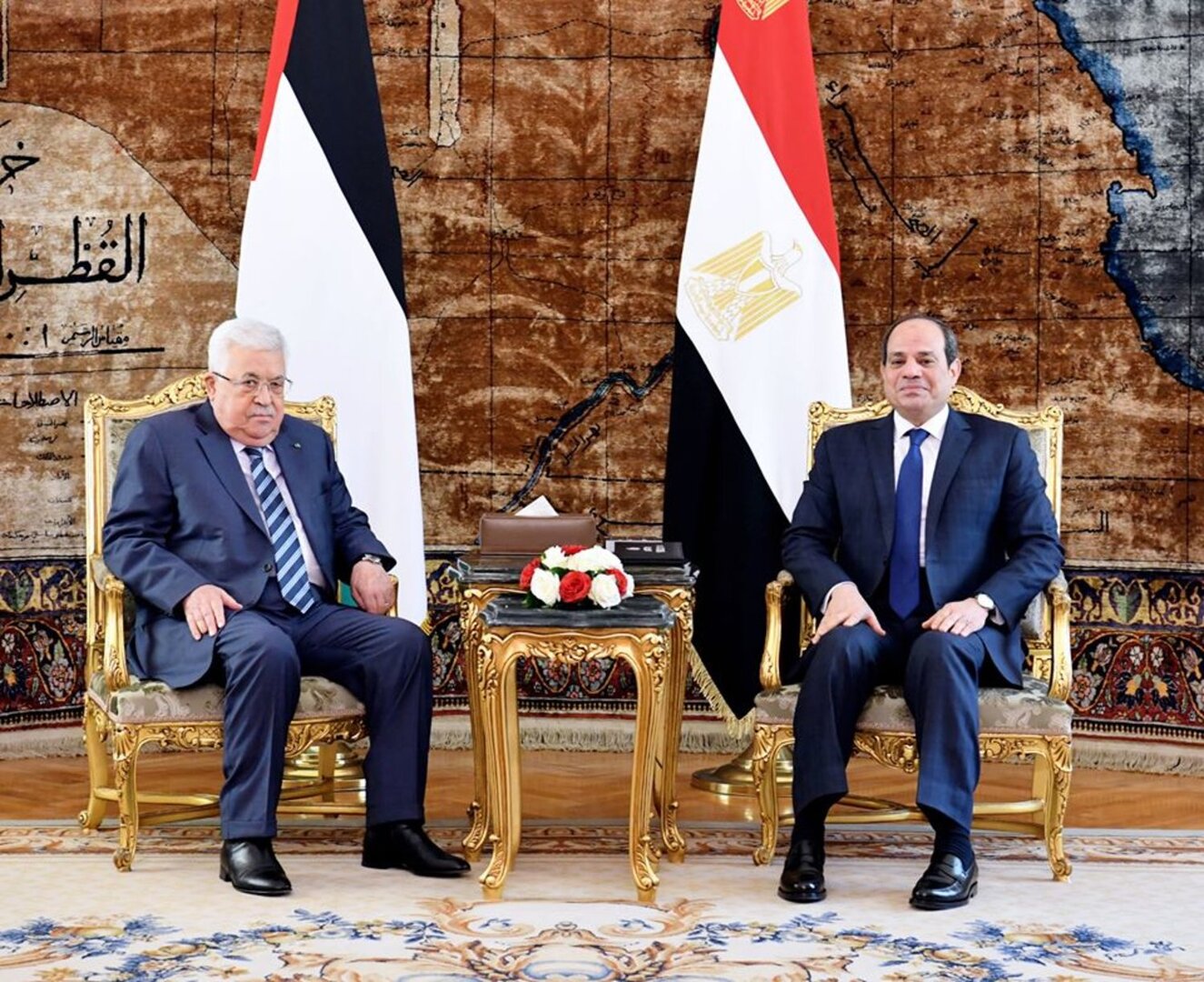 عباس يتوجه إلى القاهرة للقاء السيسي