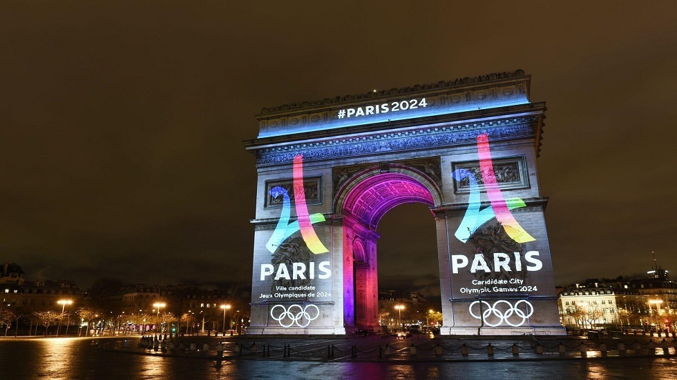 نائب فرنسي: يجب الضغط على اللجنة الأولمبية حتى لا تسمح باستخدام علم إسرائيل ونشيدها بأولمبياد باريس