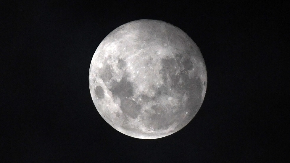 اليابان تحضّر لهبوط مركبتها على سطح القمر