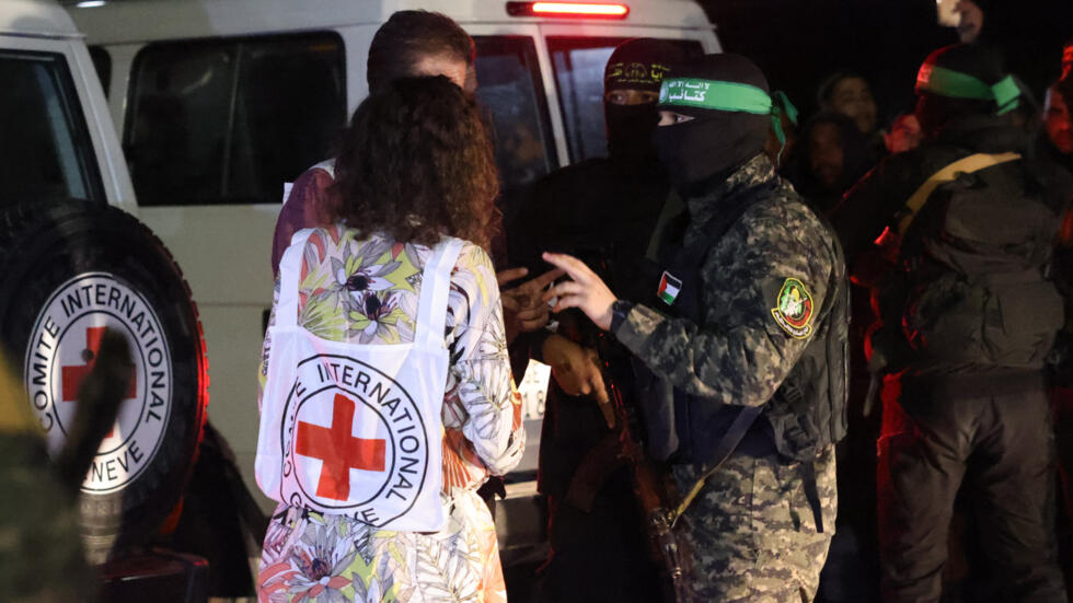 المكتب الإعلامي في غزة: إسرائيل قطعت وعطلت شبكات الاتصالات والإنترنت 7 مرات خلال الحرب على القطاع