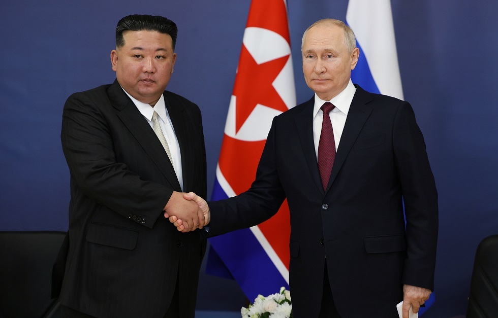 الرئيس الروسي فلاديمير بوتين وزعيم كوريا الشمالية كيم جونغ أون