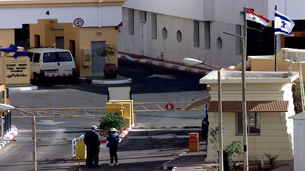 نائب مصري يعلق على مزاعم إسرائيل حول تهريب مصر للسلاح عبر رفح نائب مصري يعلق على مزاعم إسرائيل حول تهريب مصر للسلاح عبر رفح