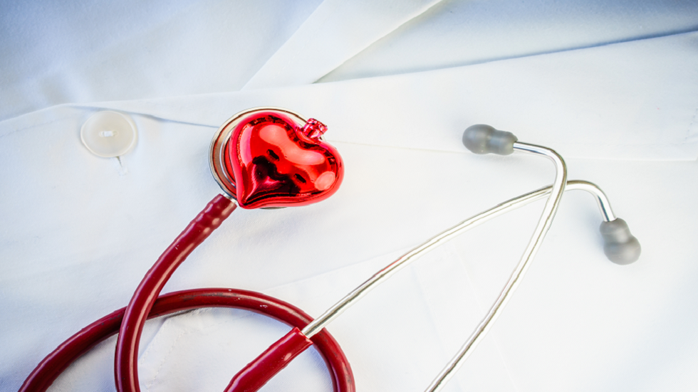 طبيب قلب يكشف عن ستة أمور يتبعها للعيش فترة أطول!