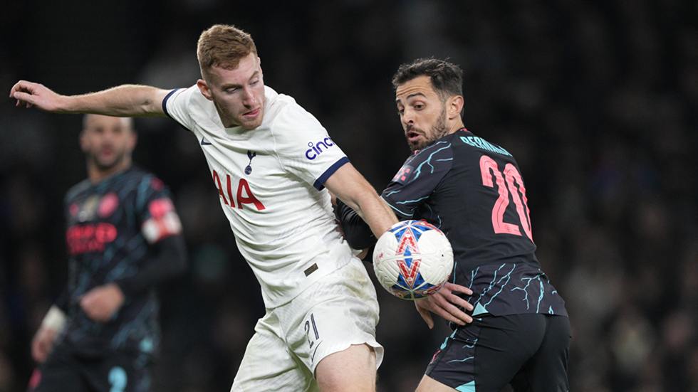 كأس الاتحاد الإنجليزي.. مانشستر سيتي يتخطى توتنهام ويبلغ الدور الخامس (فيديو) كأس الاتحاد الإنجليزي.. مانشستر سيتي يتخطى توتنهام ويبلغ الدور الخامس (فيديو)