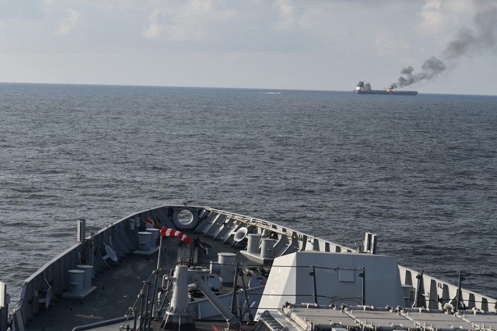 صور لسفينة النفط البريطانية "مارلين لواندا" عقب استهدافها من قبل الحوثيين