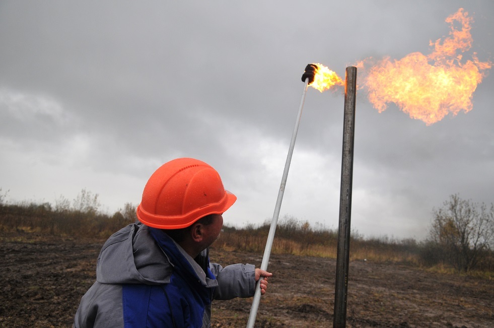 إيران تهدد بمقاضاة باكستان بسبب خط غاز “السلام” إيران تهدد بمقاضاة باكستان بسبب خط غاز “السلام”