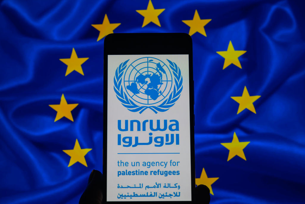 الاتحاد الأوروبي يطالب بتدقيق عاجل في عمل 