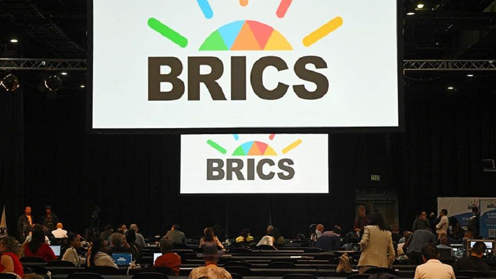 جنوب إفريقيا خلال اجتماع منسقي 