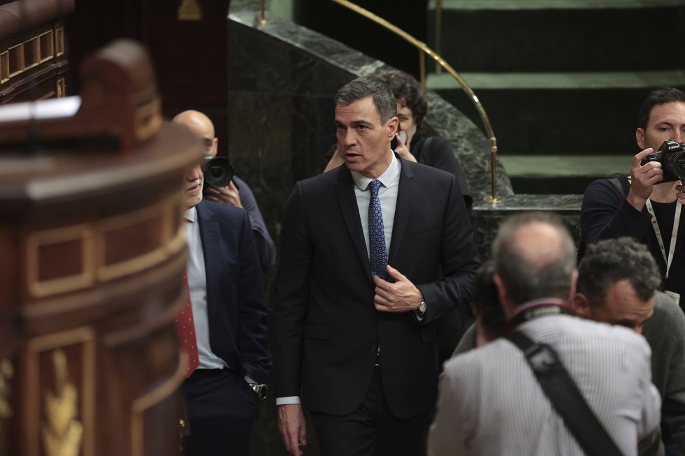 احتمال انهيار الحكومة.. رئيس الوزراء الإسباني يخسر تصويتا حاسما بعد 