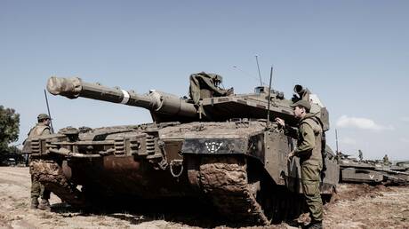 جنرال إسرائيلي: جيشنا يغوص في 