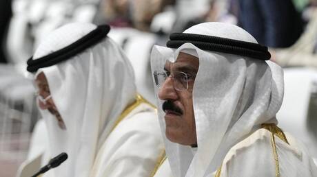 أمير الكويت يعيّن رئيس الوزراء ويكلفه بتشكيل الحكومة