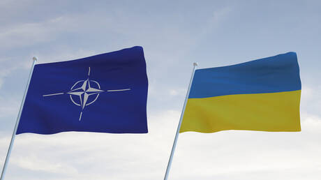 الناتو يعتزم تعزيز الدفاعات الجوية الأوكرانية