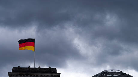 ألمانيا ترفض تهمة ارتكاب 