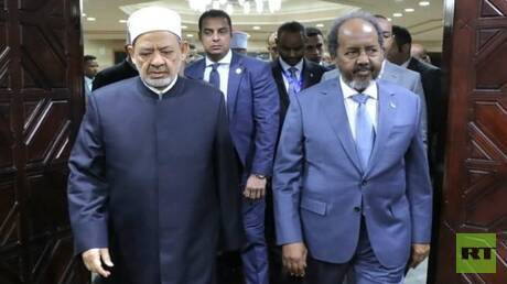 شيخ الأزهر يستقبل الرئيس الصومالي ويؤكد تضمانه مع الصومال