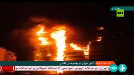 بالفيديو.. اندلاع حريق هائل في مستشفى شمال طهران