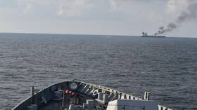 صور لسفينة النفط البريطانية مارلين لواندا عقب استهدافها من قبل الحوثيين