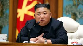 وسائل إعلام رسمية: زعيم كوريا الشمالية يشرف على اختبار إطلاق صواريخ كروز من غواصة