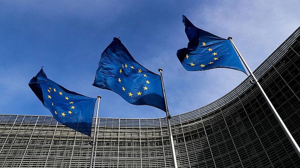 بدلا من "القهوة".. الاتحاد الأوروبي يشهر "العصا" في وجه أوربان