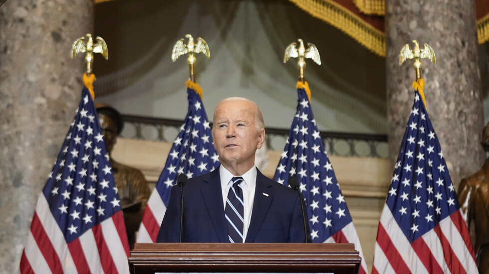 بايدن يوقع على مرسوم يسمح بفرض عقوبات على مستوطنين إسرائيليين