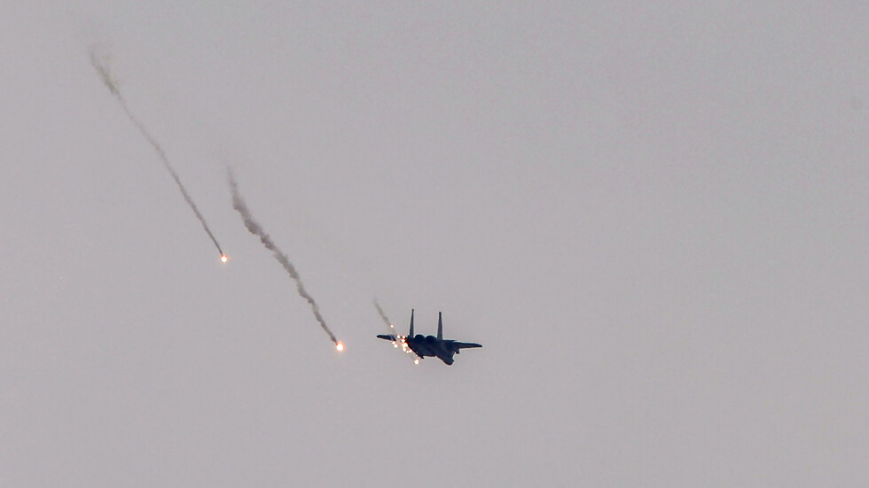 وكالة "مهر": مقتل مستشار عسكري للحرس الثوري الإيراني بغارة إسرائيلية على سوريا