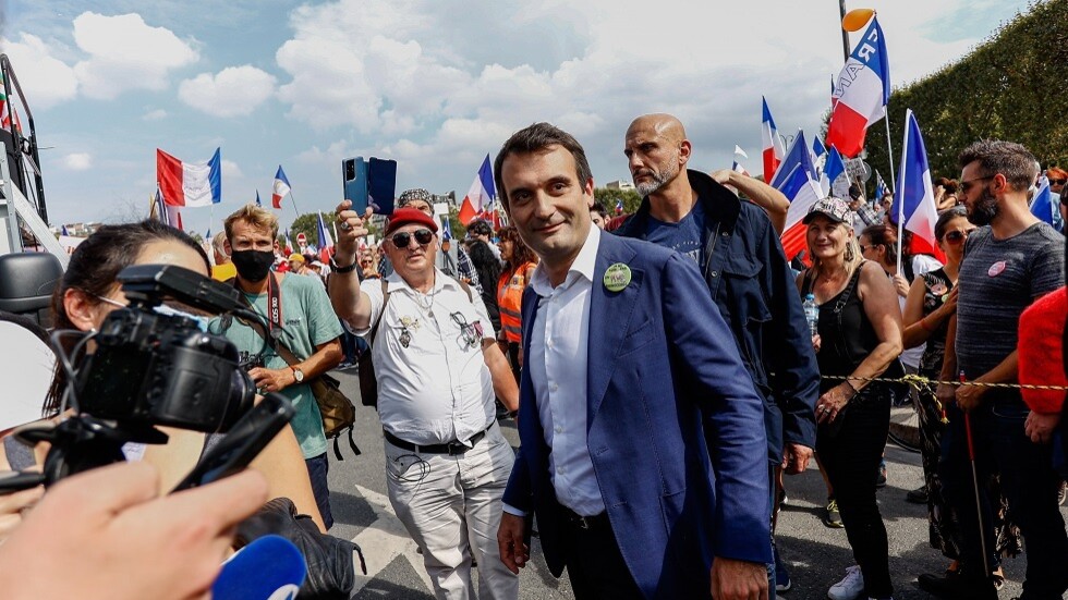 حزب فرنسي معارض يتهم ماكرون بالخيانة وجرّ البلاد إلى حرب نووية مع روسيا