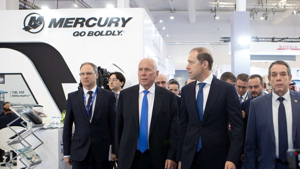 مباحثات روسية سعودية للتعاون في مجالات واعدة بينها صناعة السفن والمروحيات والسيارات