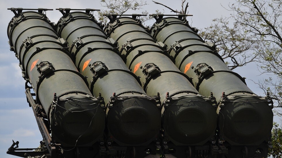 اليونان تنفي نيتها تسليم صواريخها "إس-300" الروسية لكييف