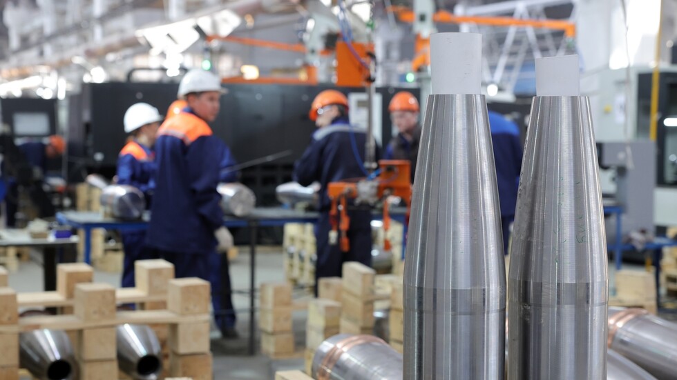 قائد الجيش الإستوني: روسيا تجاوزت التوقعات في إنتاج الذخيرة