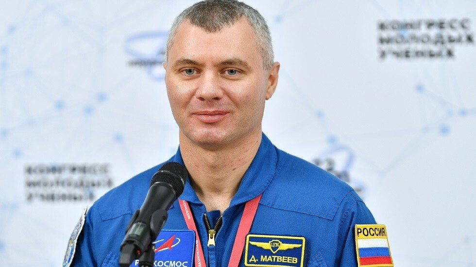 بوتين يمنح دينيس ماتفييف لقب "بطل روسيا"