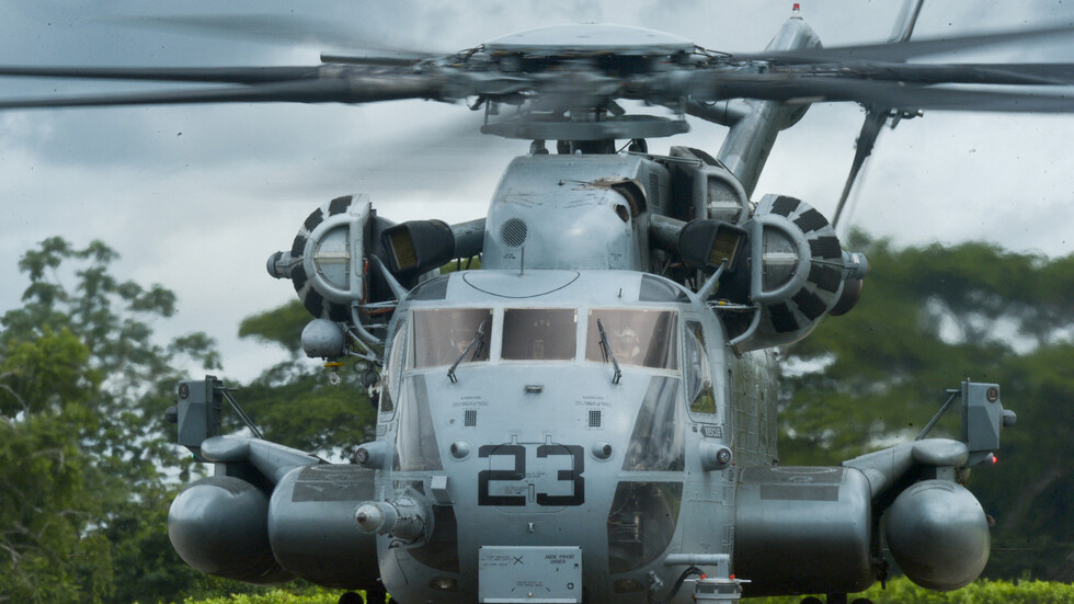 "سي إن إن":  اختفاء مروحية أمريكية على متنها 5 من قوات "المارينز" وهي في طريقها إلى سان دييغو