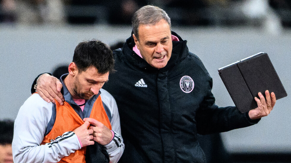 مدرب إنتر ميامي يبرئ ميسي من اتهامات بمجاملة السعودية