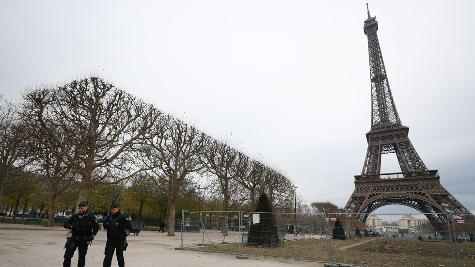 "لأن الغرب في حالة نصف ذعر الآن".. جنرال فرنسي يدعو  لنشر أخبار كاذبة لمواجهة روسيا