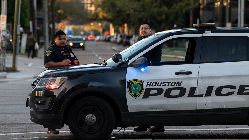 اكتشاف ملصق كتب عليه "فلسطين" على بندقية منفذة الهجوم على كنيسة في تكساس