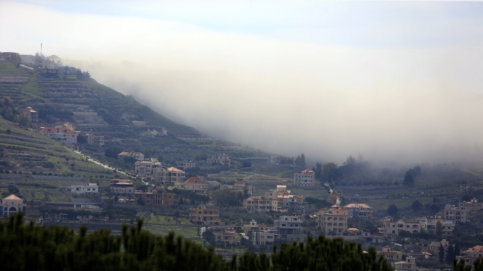 فرنسا تقترح انسحاب حزب الله وإجراء محادثات بشأن الحدود من أجل هدنة بين إسرائيل ولبنان