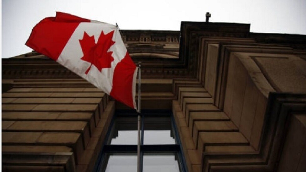 كندا ترفض تسليم روسيا النازي الأوكراني هونكا