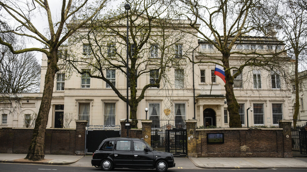 بريطانيا تستدعي ممثل السفارة الروسية على خلفية وفاة نافالني