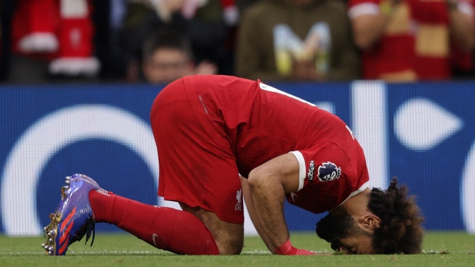 ليفربول يذكر بهدفي محمد صلاح ضد برينتفورد قبل مواجهة الإياب اليوم (فيديو)