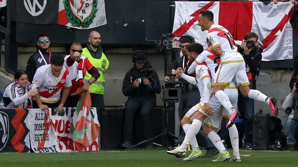 ريال مدريد يقع في كمين رايو فاليكانو.. ويخسر جهود قائده (فيديو)