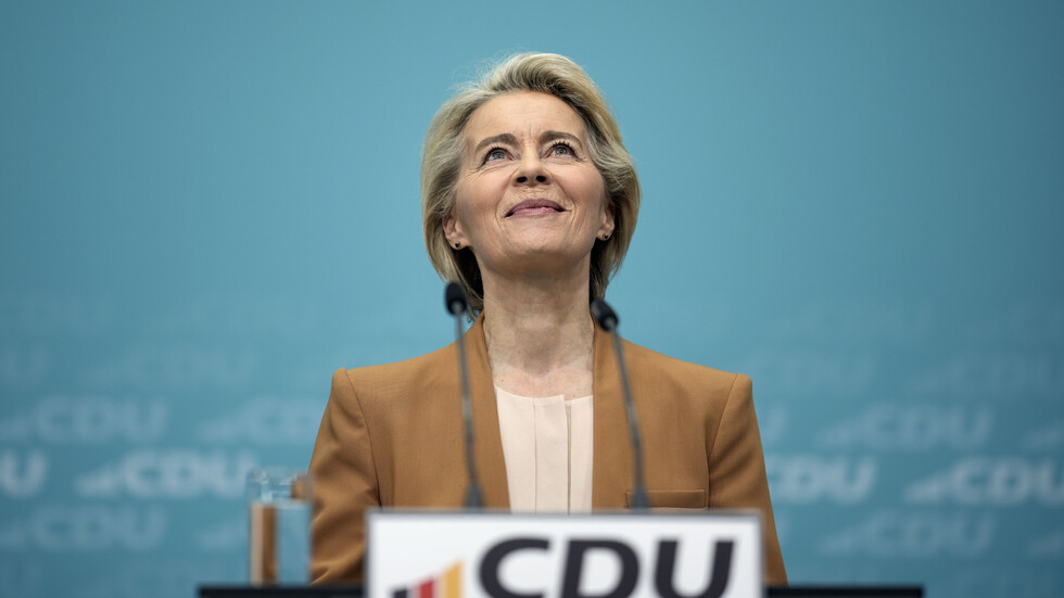 رئيسا وزراء اليونان وبولندا يؤيدان إعادة ترشيح فون دير لاين لرئاسة المفوضية الأوروبية