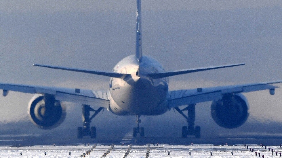 "باور بانك" يتسبب بهبوط اضطراري لطائرة ركاب في هونغ كونغ