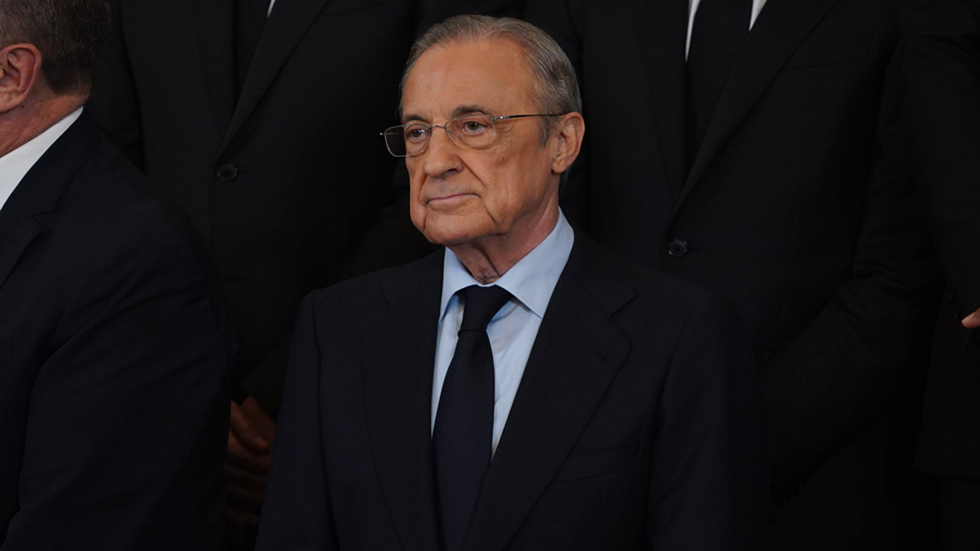 فلورنتينو بيريز يوجه رسالة لوالدة مبابي وسط ارتباط نجلها بالانتقال لريال مدريد