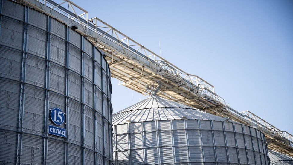 بولندا تريد مشاركة كندا في تمويل تصدير الحبوب الأوكرانية إلى "الدول المحتاجة"