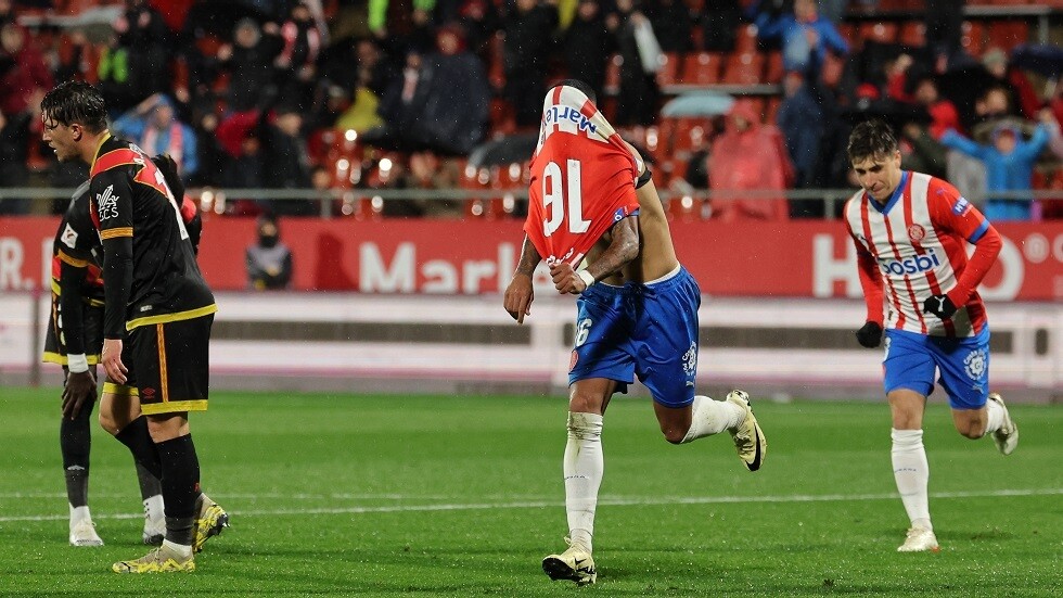 جيرونا يستعيد نغمة الانتصارات ويتجاوز برشلونة