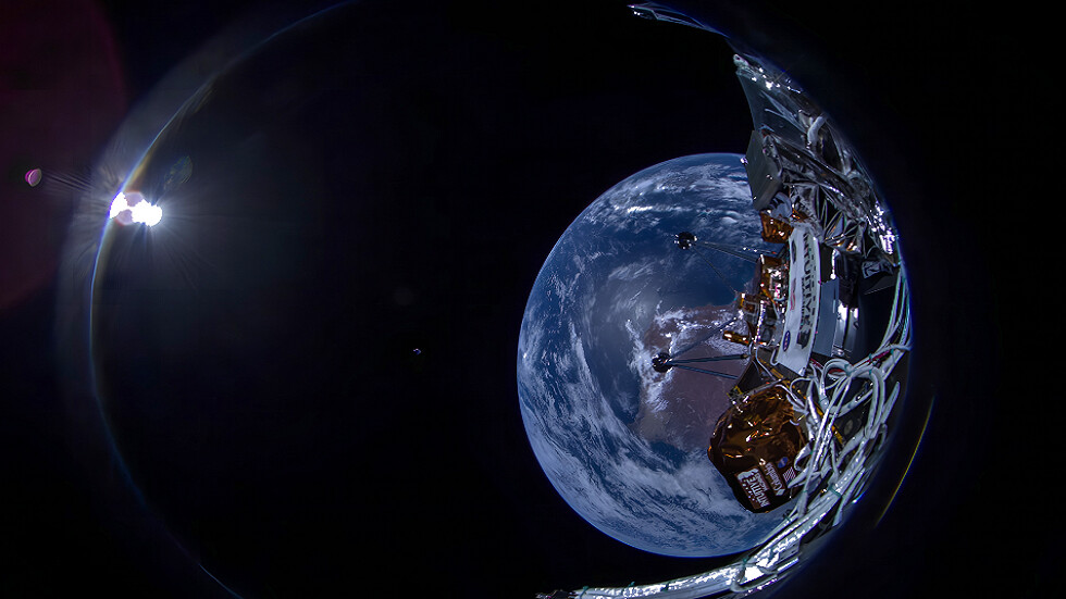 مركبة "أوديسيوس" ترسل الصور الأخيرة للقمر قبل توقفها عن العمل