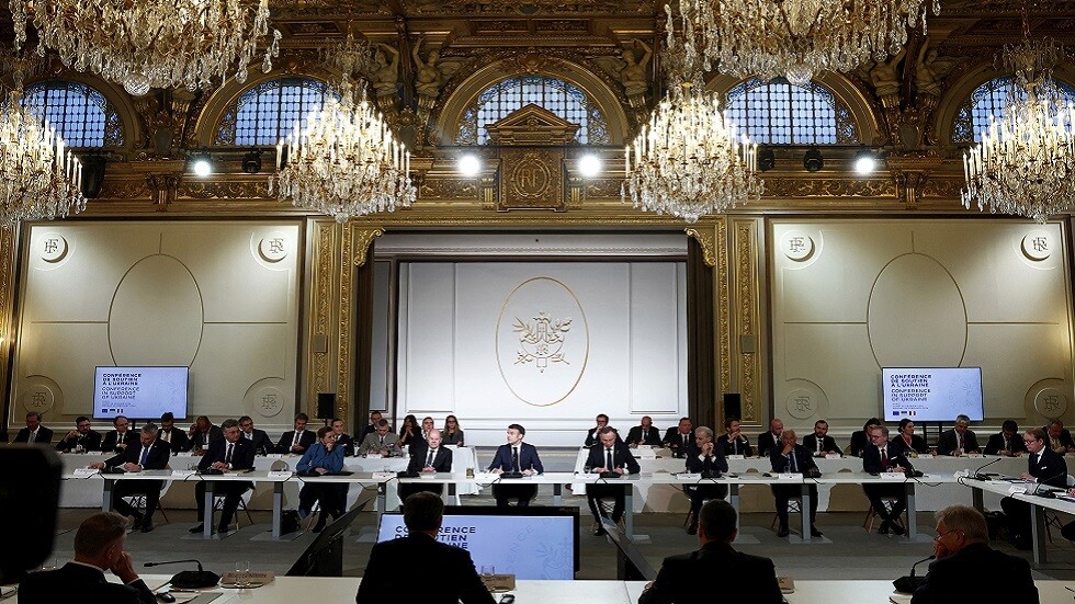 بعد تصريحات ماكرون..  دول أوروبية تعلق على فكرة إرسال قوات إلى أوكرانيا