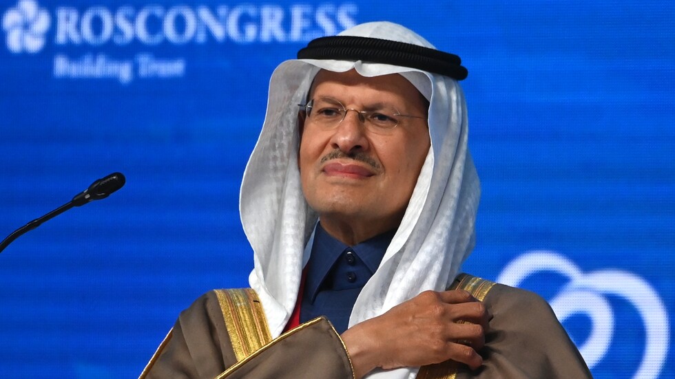 الأمير عبدالعزيز بن سلمان يشير إلى "ميزة قوية" للنفط السعودي